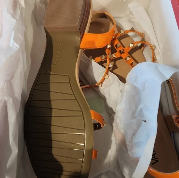 New! 🧡 VANELI - Women's, Brunel Sandal Orange Patent Leather - Size 8.5 - Picture 5 of 5